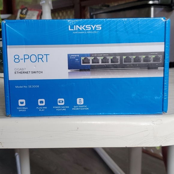Linksys Other - Linksys 8-Port Gigabit Ethernet Switch